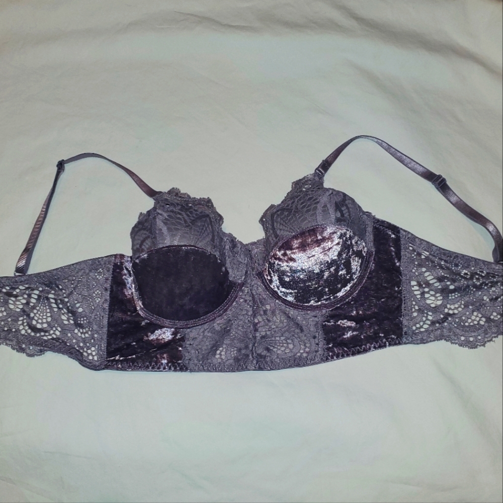 Luxe lingerie velvet bra